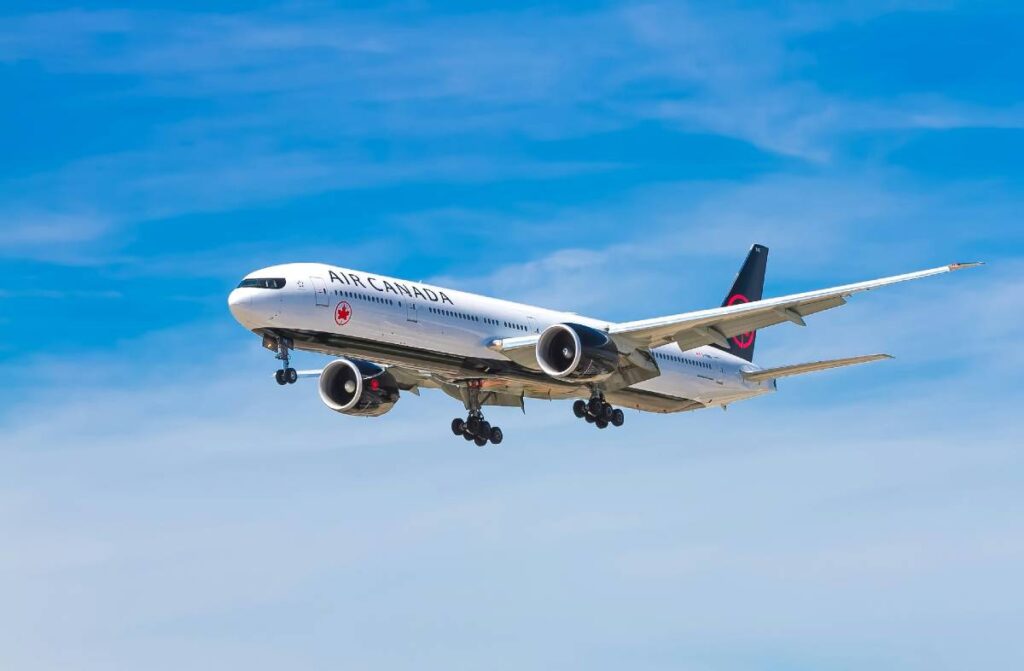 Air Canada plane